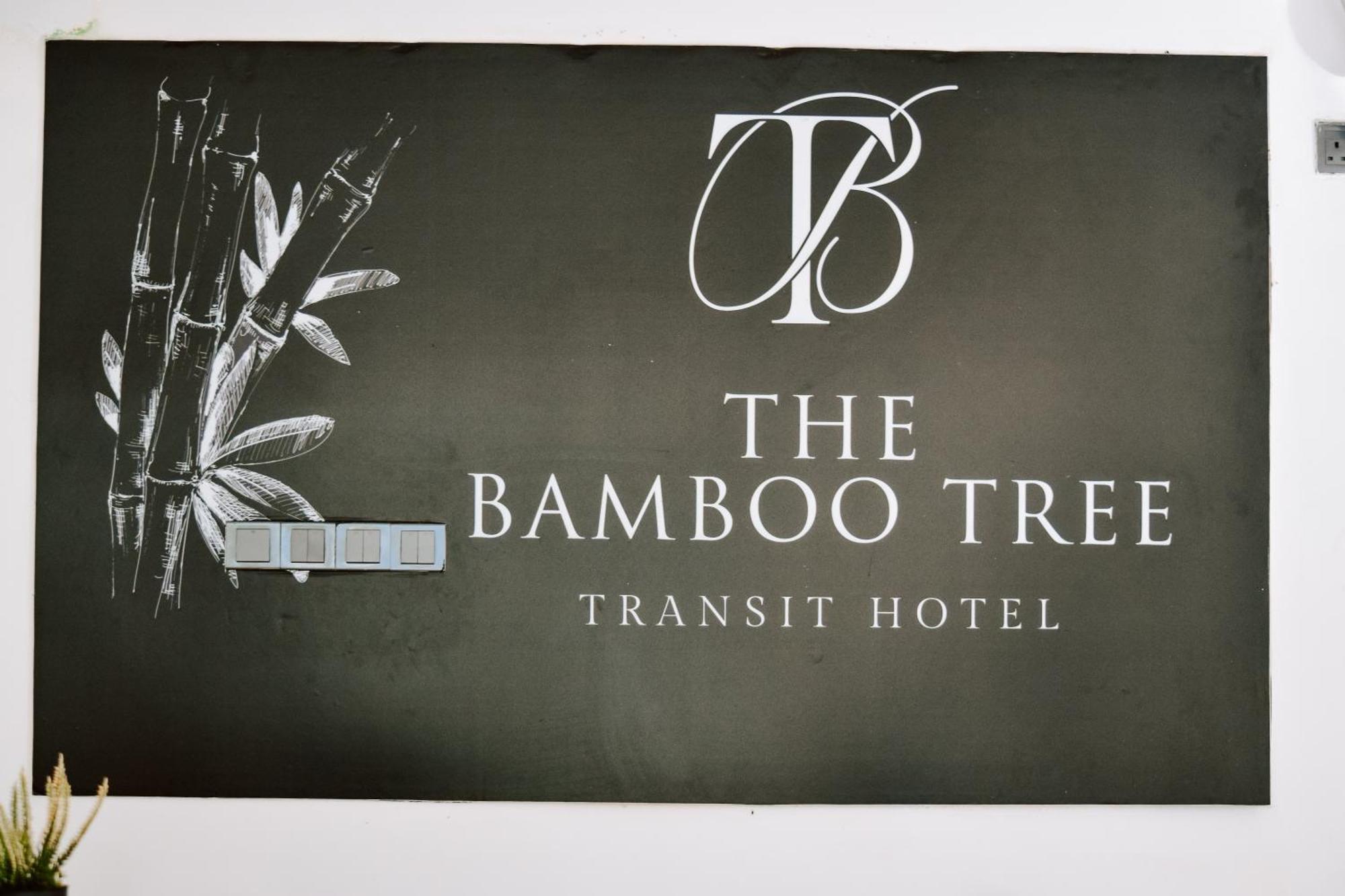 The Bamboo Tree Transit Hotel Katunayaka Exteriör bild